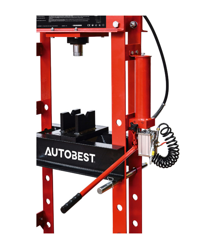 PRESSE HYDRO-PNEUMATQUE 30 TONNES